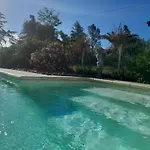 Ile Des Plaisirs, Adults Only Avec Piscine Au Sel&petit-déjeuner Offert 3* Graulhet