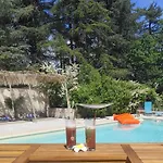 Ile des Plaisirs, Chambre Adults Only, Piscine au Sel, Jacuzzi, Petit Dejeuner Tropical Offert 3*