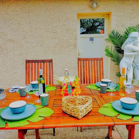Casa de hóspedes Ile Des Plaisirs, D'hotes Naturistes Avec Petit-dejeuner Tropical Inclus