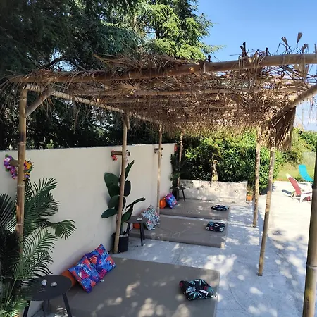 Penzion Ile Des Plaisirs, D'hotes Naturistes Avec Petit-dejeuner Tropical Inclus Graulhet