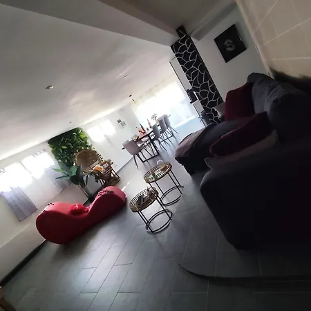 ゲストハウス Ile Des Plaisirs, Adults Only, Piscine Au Sel, Jacuzzi, Petit Dejeuner Tropical Offert 3*