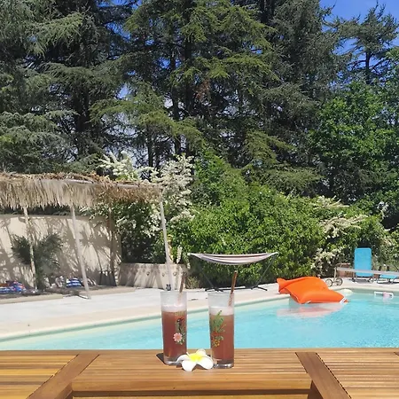 Ile Des Plaisirs , Domaine Naturiste Et Libertin, Adults Only 3*