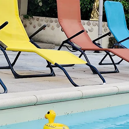 Ile Des Plaisirs, Adults Only, Piscine Au Sel, Jacuzzi, Petit Dejeuner Tropical Offert