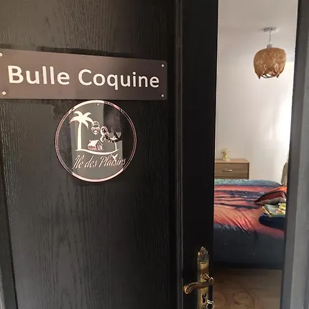 Ile Des Plaisirs , Domaine Naturiste Et Libertin, Adults Only Penzion Graulhet