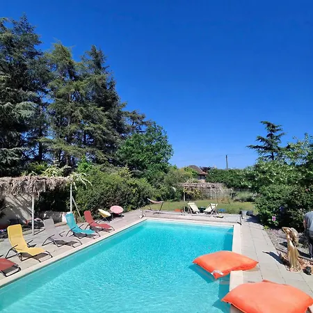 Penzion Ile Des Plaisirs , Domaine Naturiste Et Libertin, Adults Only 3*